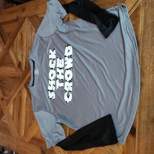 SHOCK the crowd Athletic Works Top